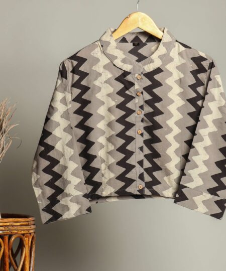 Handmade Cotton Shirt for Women ? Black & Grey Zigzag Print Button-Down Top with Full Sleeves